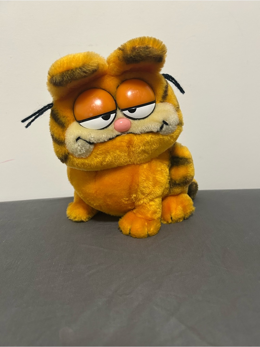 Dakin Garfield The Cat Plush Stuffed Animal Hard Plastic Eyes Vintage Toy 10"